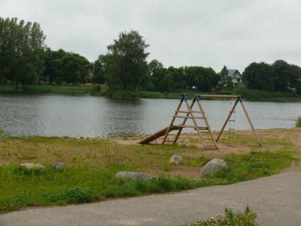 Poilsiautojų dėmesiui