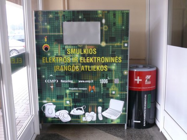 Elektros ir elektronikos įrangos konteineriai – savivaldybėje, seniūnijose, mokyklose