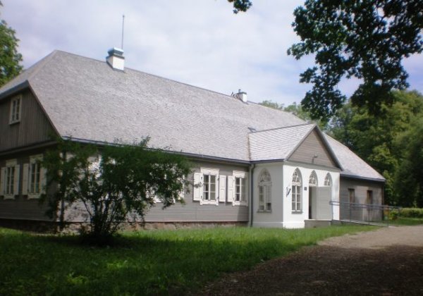 2013-iesiems metams – 6 skirtingi vardai