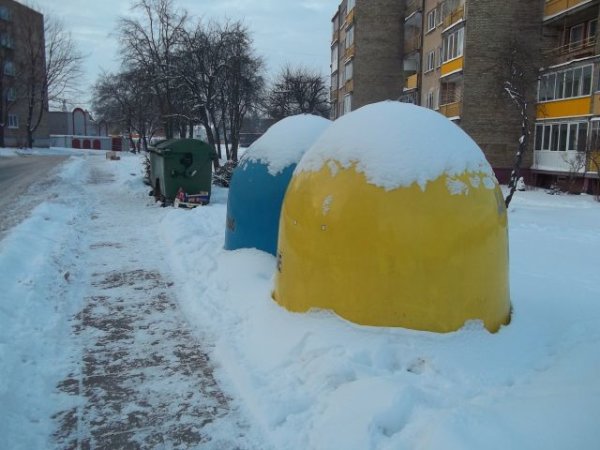Atsikasti  takus iki konteinerių privalo patys gyventojai