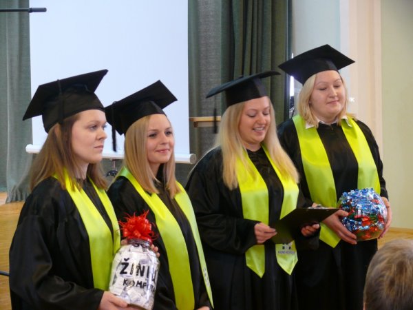 Įvyko socialinės pedagogikos studijų absolventų diplomų įteikimo šventė