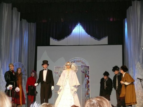 Rajoninėje vaikų ir jaunimo teatrų šventėje „Šimtakojis“ - net 8 teatrai, studijos, būreliai