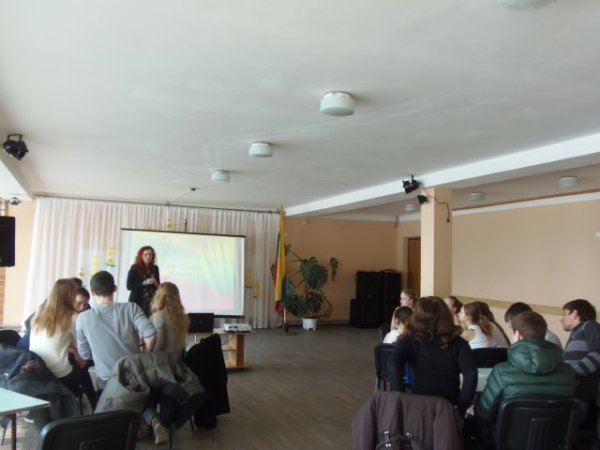 Tarp įprastų Lietuvos nepriklausomybės atkūrimo dienai skirtų renginių – minėjimų bei koncertų –...