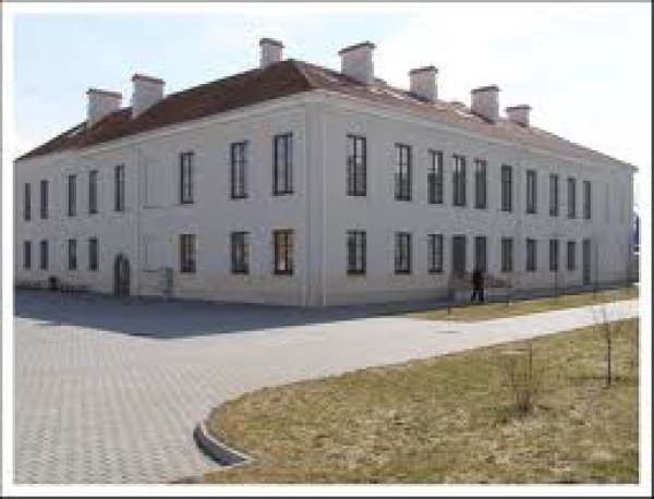 Tarp 432 Lietuvos gimnazijų Kėdainių šviesioji gimnazija − 12-a
