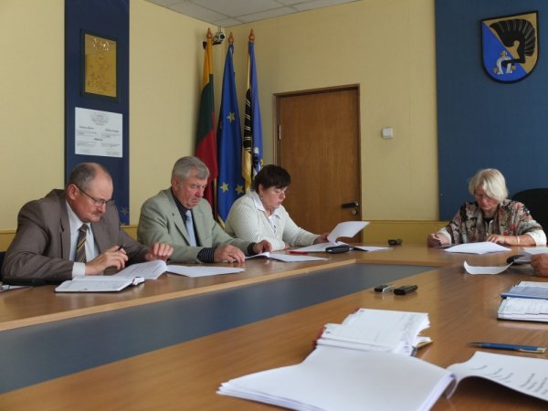Aptartos svarbiausios švietimo ir kultūros naujienos, svarstyti būsimi pokyčiai