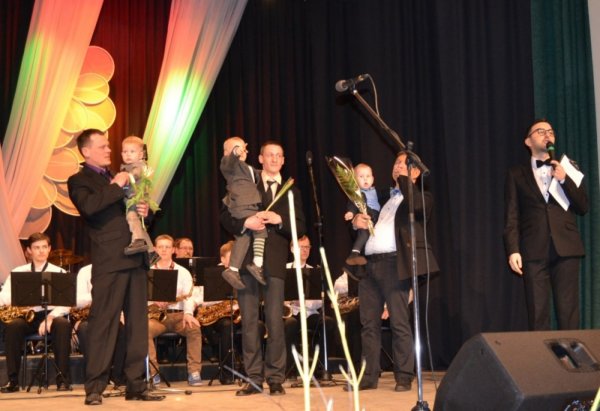Kėdainių kultūros centre trečią kartą apdovanotos  Kėdainių krašto Metų Moterys