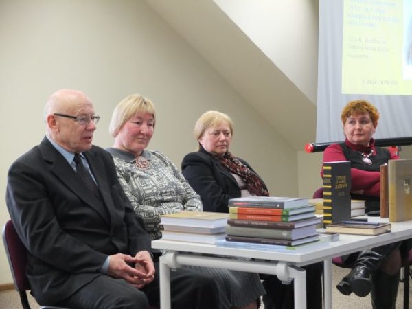 Spaudos, kalbos ir knygos dieną susitikta su žymiu kalbininku Aldonu Pupkiu