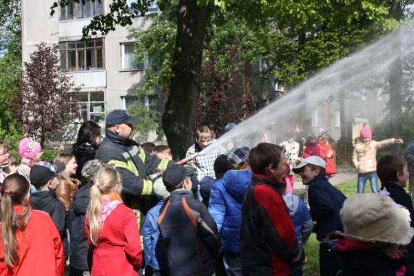 „Būk saugus, moksleivi“