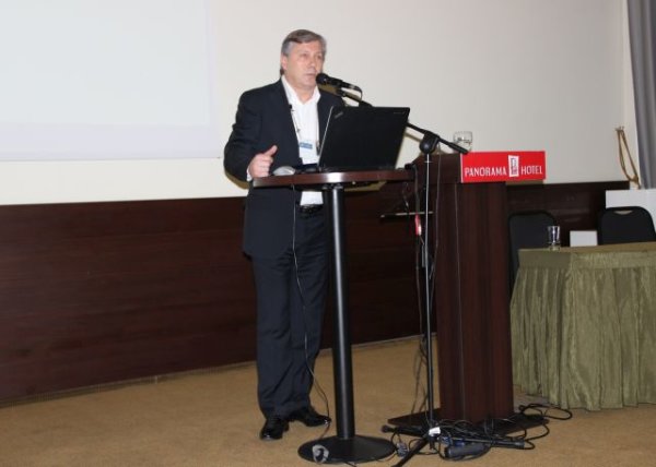 Rajono meras S. Grinkevičius: „Biblioteka – langas į pasaulį“ 