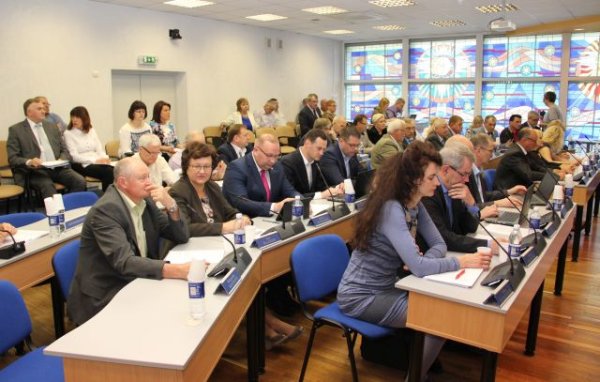 Tarybos nariai nusprendė – iki 2020 metų švietimo įstaigos nebus pertvarkomos