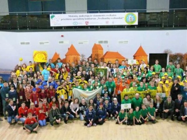 Trys kėdainiečių komandos – respublikinio konkurso „Sveikuolių sveikuoliai“ nugalėtojos