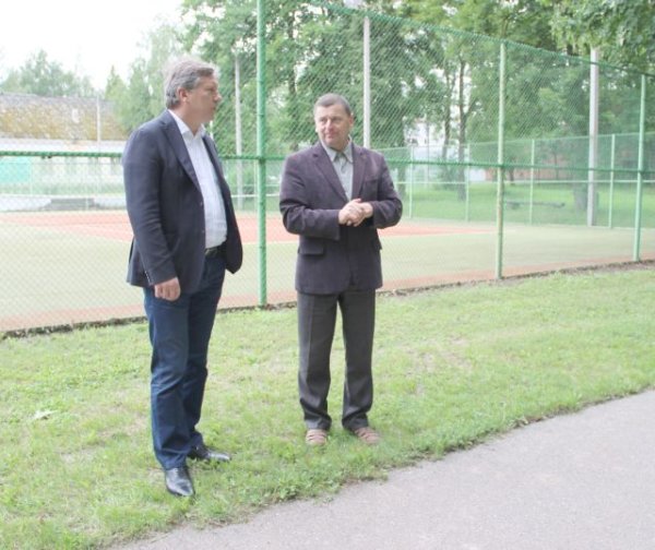 Išgražėjusiame miesto parke galima lankytis ir su augintiniais