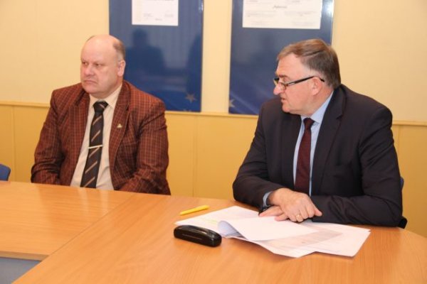 Į pirmąjį posėdį susirinkusi Švietimo taryba išsirinko vadovus 