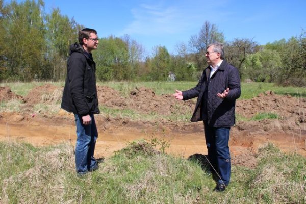 Sparčiai vykstant stovėjimo aikštelės įrengimo darbams, tikimasi vairuotojų supratingumo 
