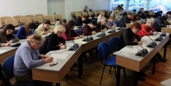 Du kėdainiečiai pateko į Nacionalinio diktanto konkurso finalą