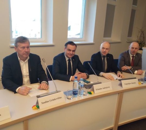 Rajono meras S. Grinkevičius dalyvavo Kauno regiono plėtros tarybos posėdyje