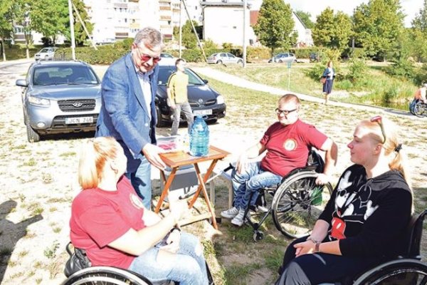 Neįgaliųjų spartakiadoje puikius laimėjimus parodė kėdainiečiai