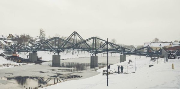 Nevėžis: be vėžių, nešniokščiantis ar nevežantis?