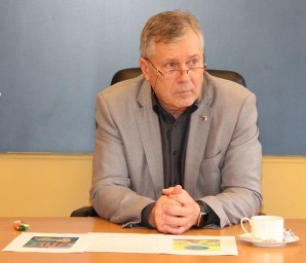 Greito maisto restoranų tinklo ir rajono savivaldybės atstovai aptars galimybes įkurti maitinimo...