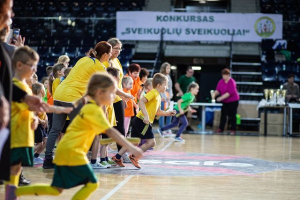 Ruduo sveikuolių nebaugina: Kėdainių arenoje – rekordinis moksleivių skaičius