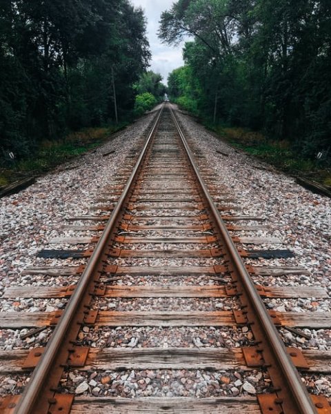 Bus uždaryta geležinkelio pervaža