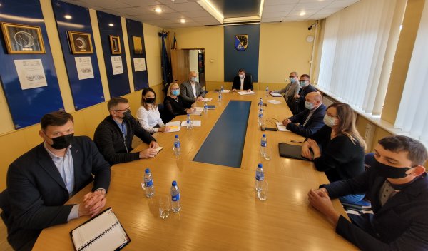  Planuojama burti Verslo tarybą