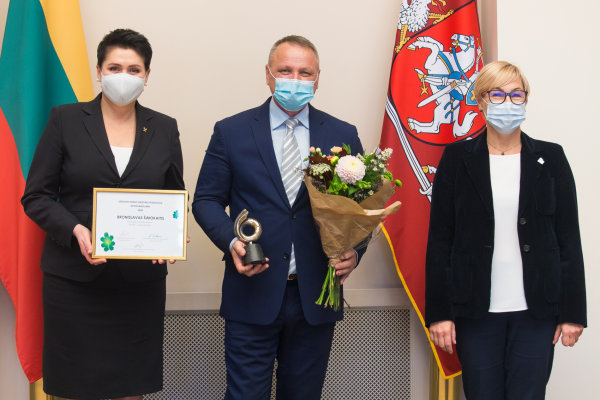 Apdovanoti geriausi Lietuvoje fizinio ugdymo mokytojai