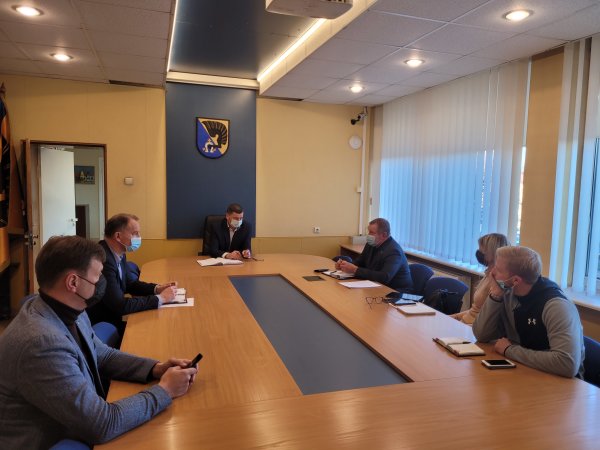 Mero klausimas: „Ar šaltis ir sniegas gatvių bei šaligatvių prižiūrėtojų neužklups netikėtai?“