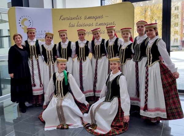 Liaudiškų šokių kolektyvų konkurse „Pora už poros“ Kėdainių rajono kolektyvai apdovanoti diplomais 