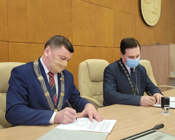 Su kaimynais pasirašyta bendradarbiavimo sutartis 