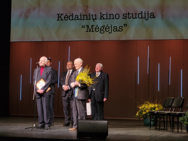 „Mėgėjui“ įteiktas Gabrielės Petkevičaitės-Bitės atminimo medalis „Tarnaukite Lietuvai“
