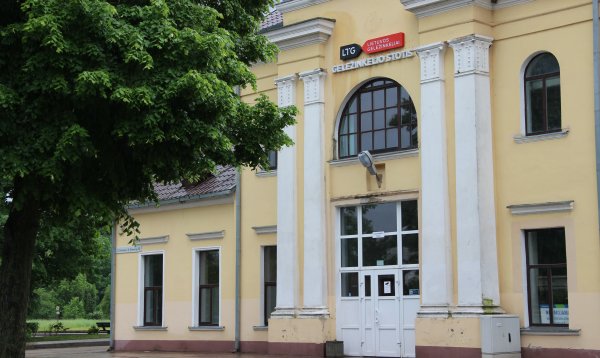 Vėl atidaryta Kėdainių geležinkelio stotis
