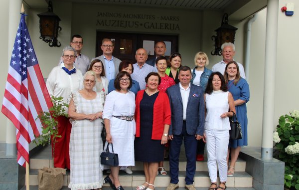 Kėdainiečiai paminėjo Lietuvos ir JAV diplomatinių santykių jubiliejų