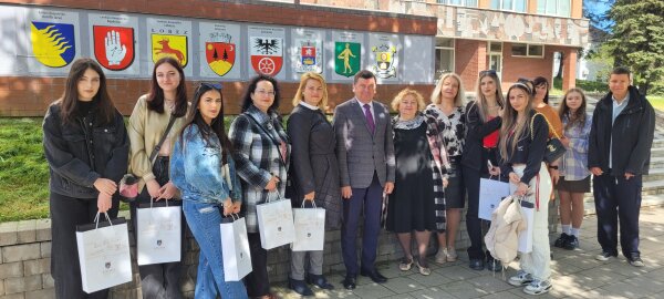 Kėdainiuose vieši miesto partnerio iš Rumunijos – Feltičenio – delegacija