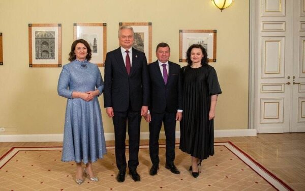 Prezidentas šalies merams: pasitikėkite žmonėmis ir jų pilietine galia