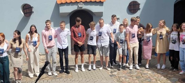 Kėdainiuose vyksta Lietuvos moksleivių sąjungos forumas