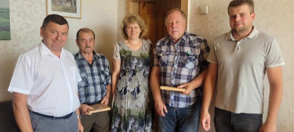 Pirmiesiems seniūnaičiams įteikti pažymėjimai