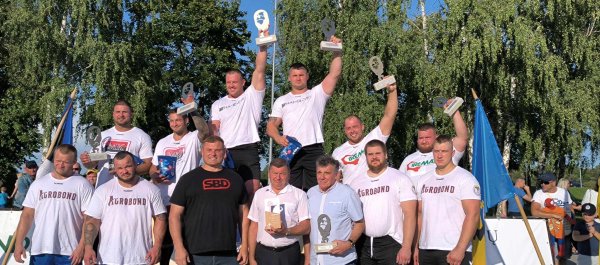 Kėdainiuose vyko Baltijos galiūnų komandinis čempionatas