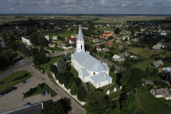 Baigti Šėtos Švenčiausios Trejybės bažnyčios stogo darbai