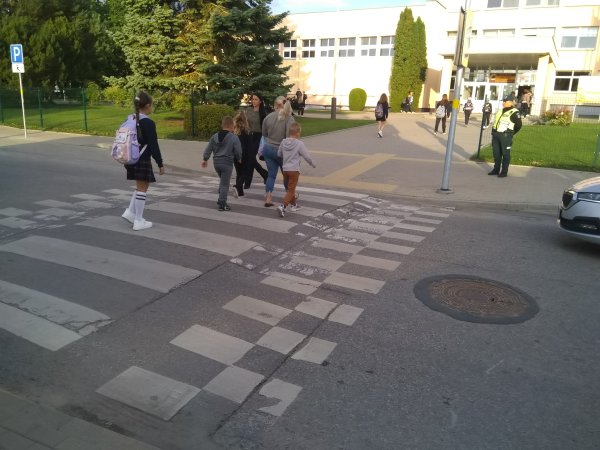 Ar saugiai vaikai grįžta į mokyklas?