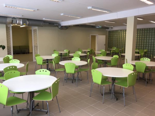 Tariamasi, kaip organizuoti vaikų maitinimą mokyklose
