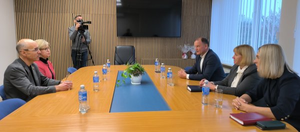 Dviems rajono gimnazijoms – parama iš JAV