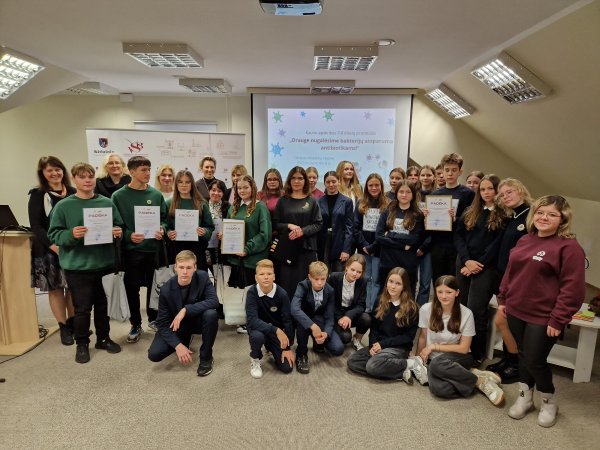 Vyko protmūšis „Drauge nugalėsime bakterijų atsparumą antibiotikams!"