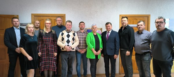 Darbą pradeda Pelėdnagių seniūnijos seniūnaičiai