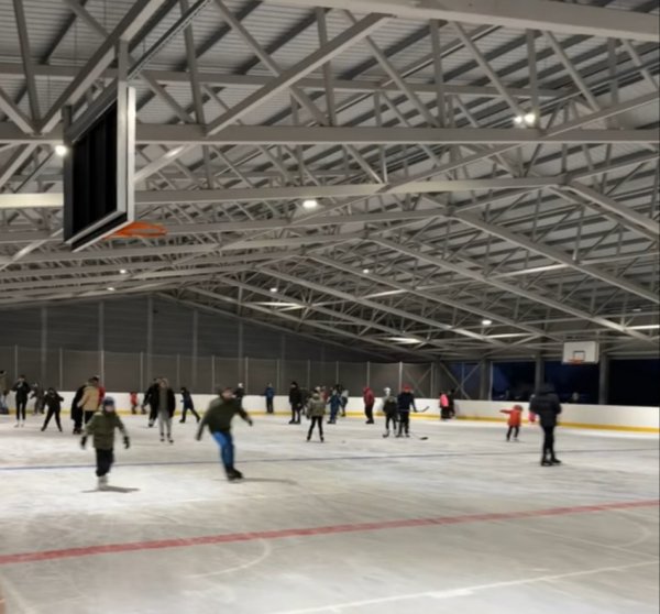 Ledo arena laukia čiuožėjų