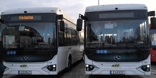 Į Kėdainius atkeliavo nauji elektra varomi autobusai