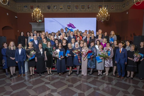 Nusipelniusiomis Lietuvos medikėmis tapo dvi Kėdainių medicinos įstaigų vadovės – Joana Kleivienė...