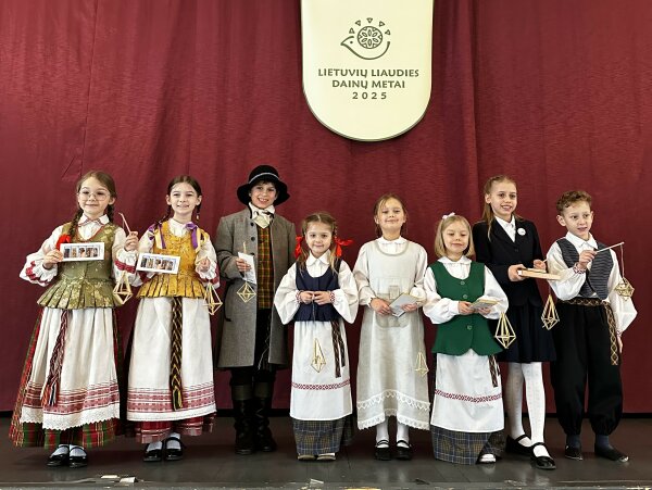 Išrinkti vaikų ir moksleivių liaudies kūrybos atlikėjų konkurso „Tramtatulis“ rajoninio rato...