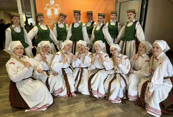 Kėdainių rajono vaikų ir moksleivių liaudiškų šokių kolektyvai – festivalio „Aguonėlė“ regioninio...