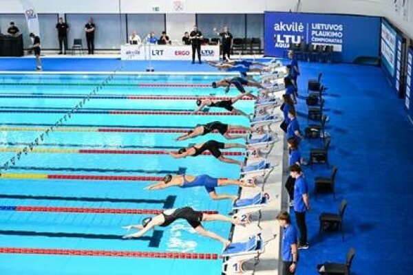Lietuvos plaukimo čempionate kėdainietė plaukikė L. Eringytė pagerino savo asmeninius rezultatus